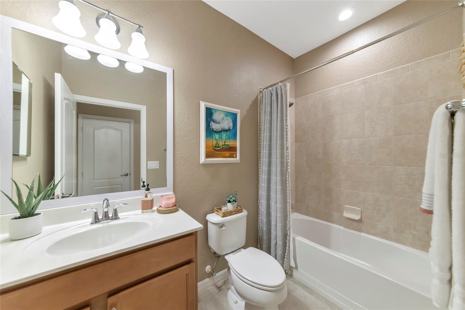 7027 Quiet Creek Dr Property Photo 11