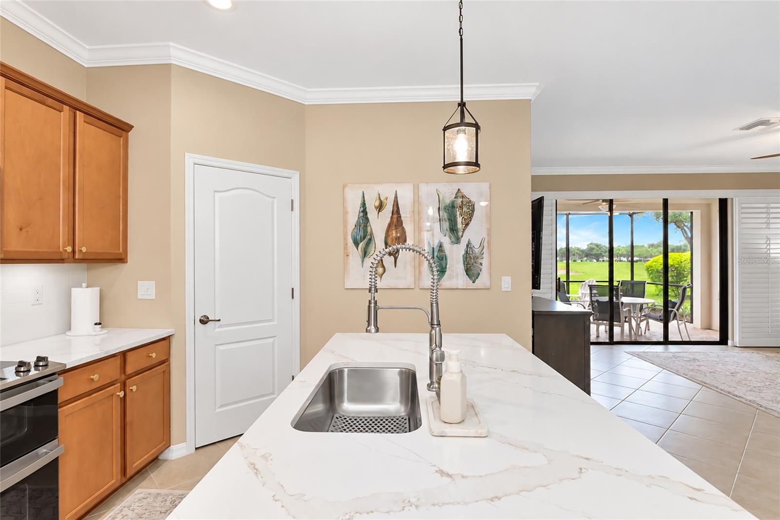 7027 Quiet Creek Dr Property Photo 14