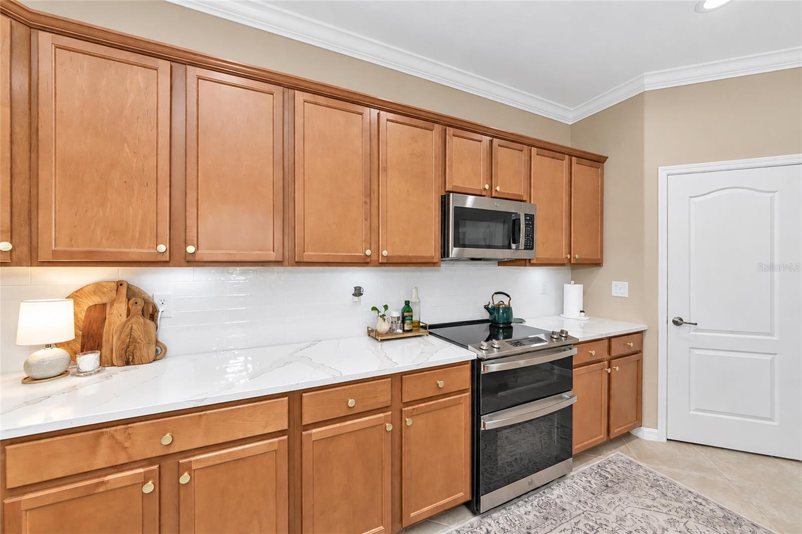 7027 Quiet Creek Dr Property Photo 15