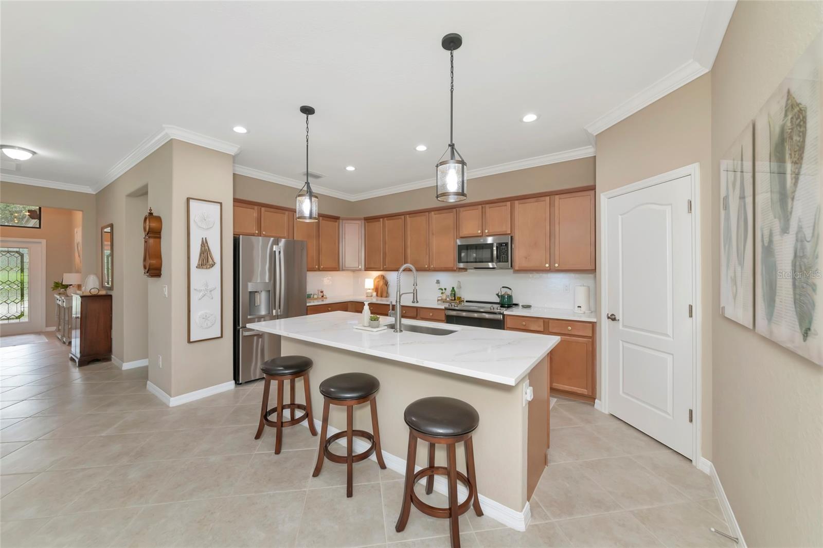 7027 Quiet Creek Dr Property Photo 16