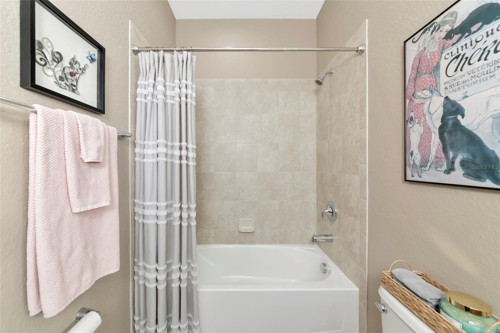 7027 Quiet Creek Dr Property Photo 31