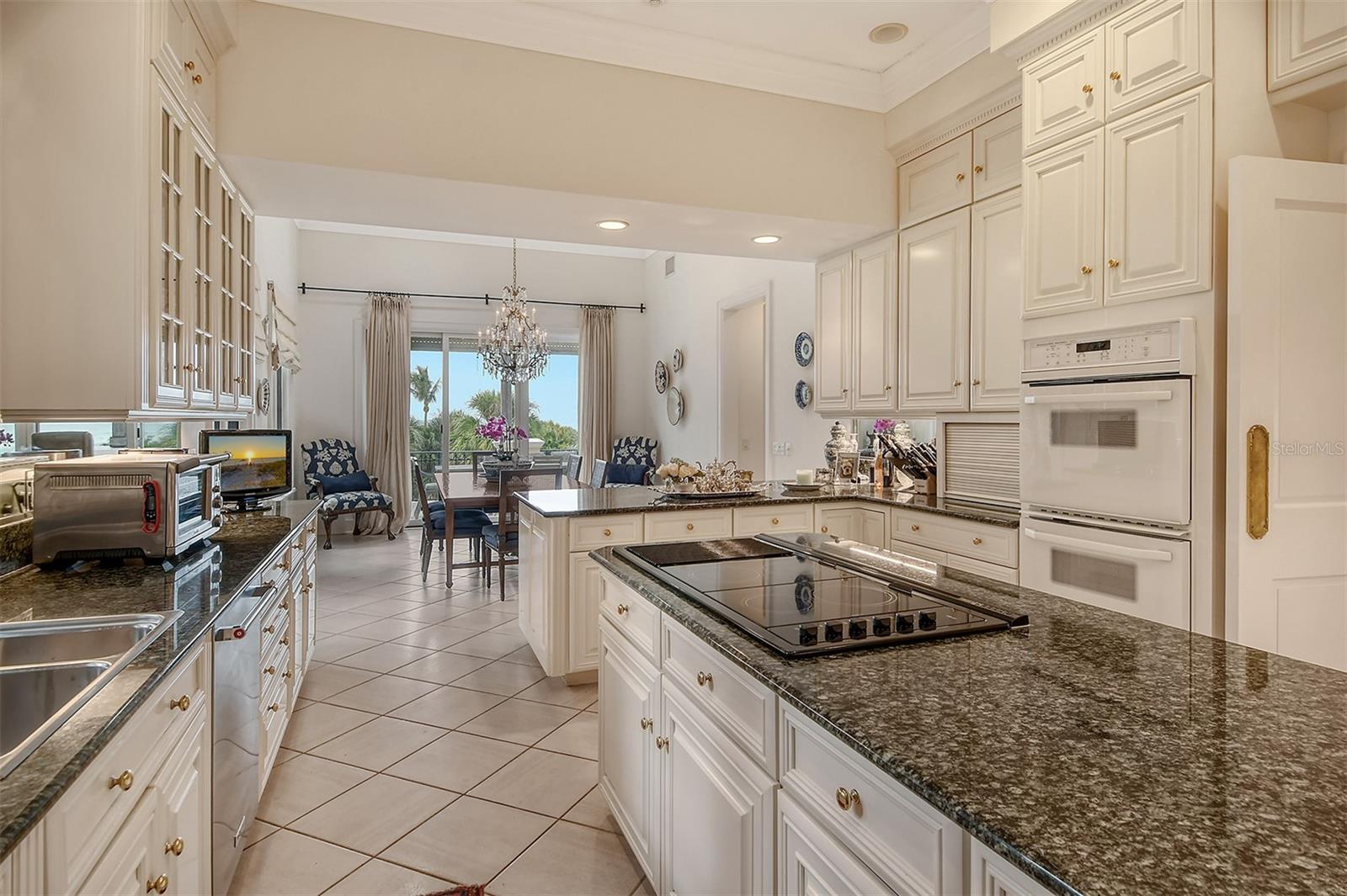 1083 Westway Dr Property Photo 40