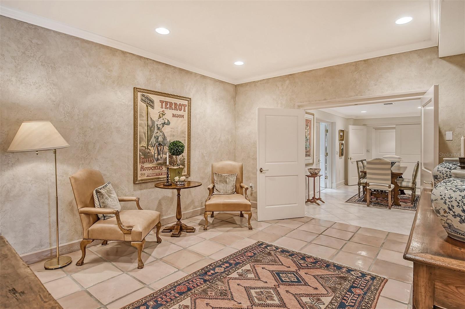 1083 Westway Dr Property Photo 44