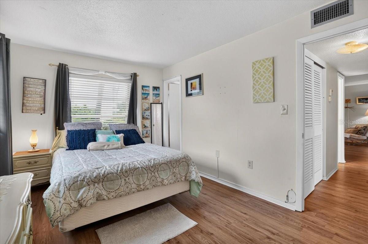 5883 Garden Ln #h1 Property Photo 18