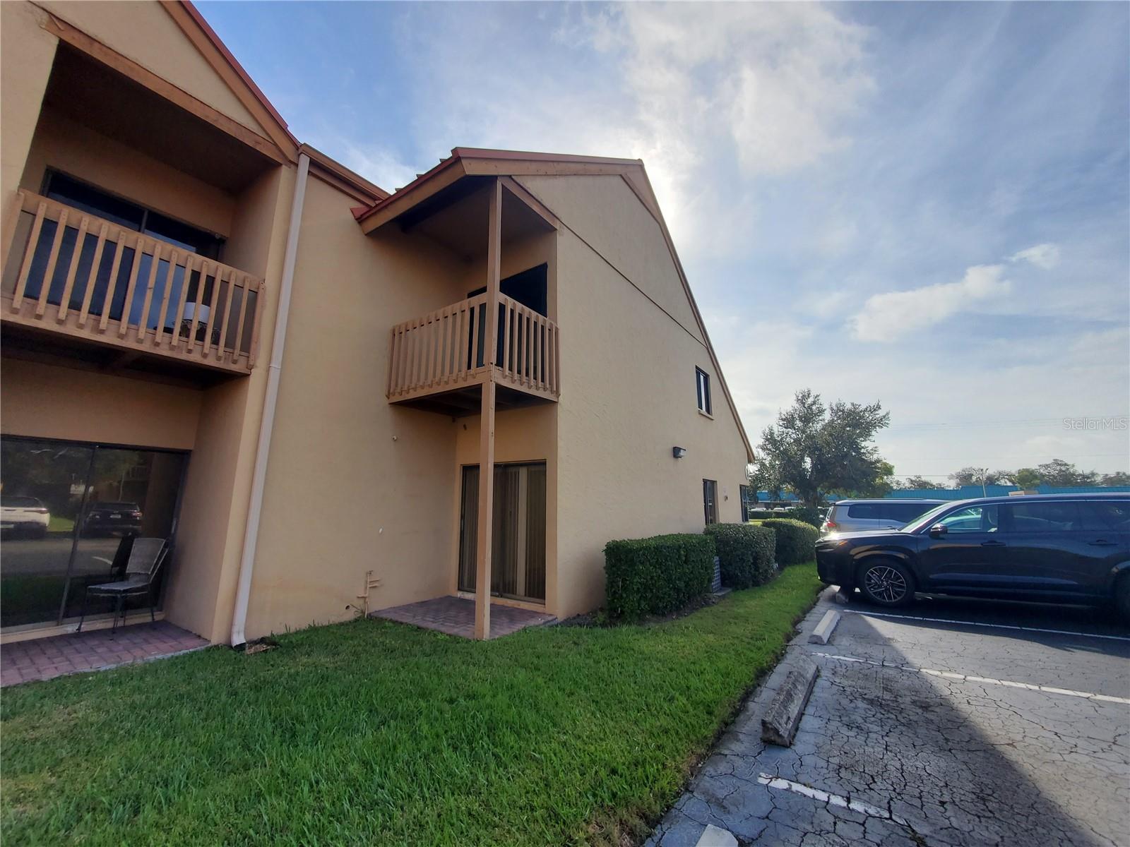 2831 Ringling Blvd #110 Property Photo 3