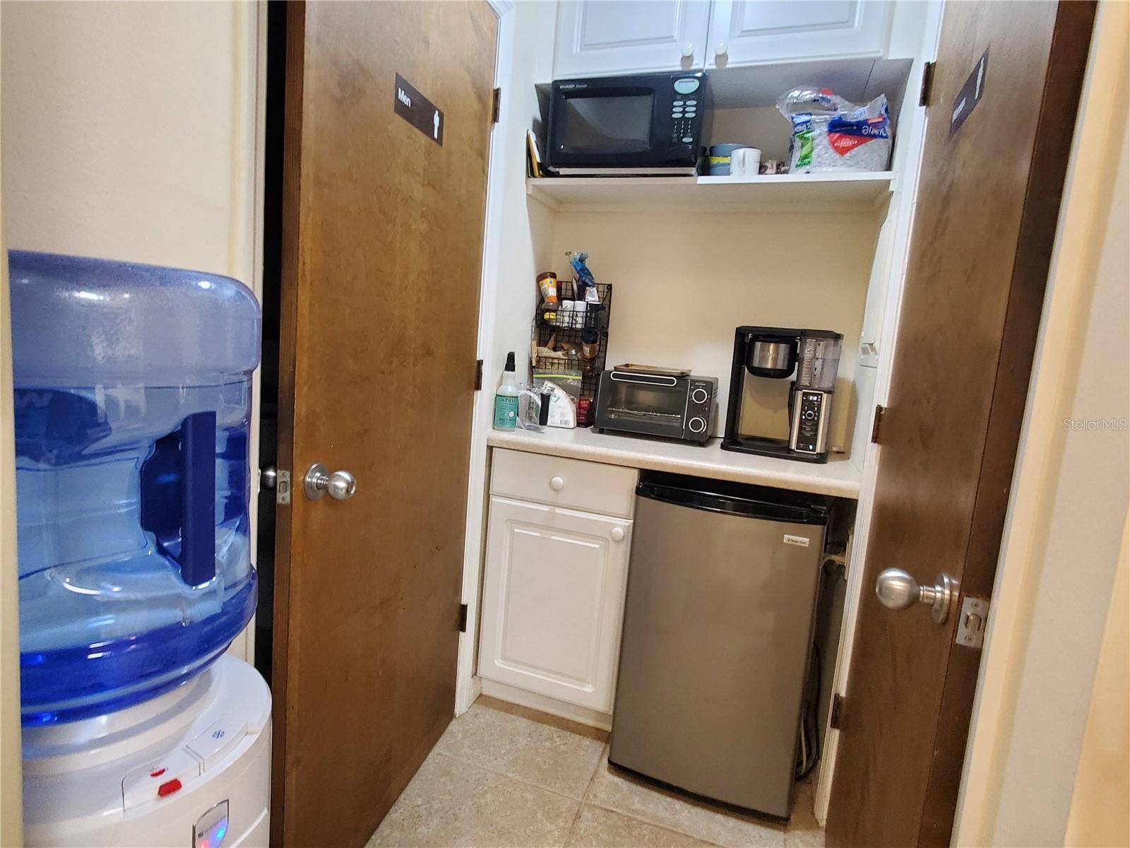 2831 Ringling Blvd #110 Property Photo 7