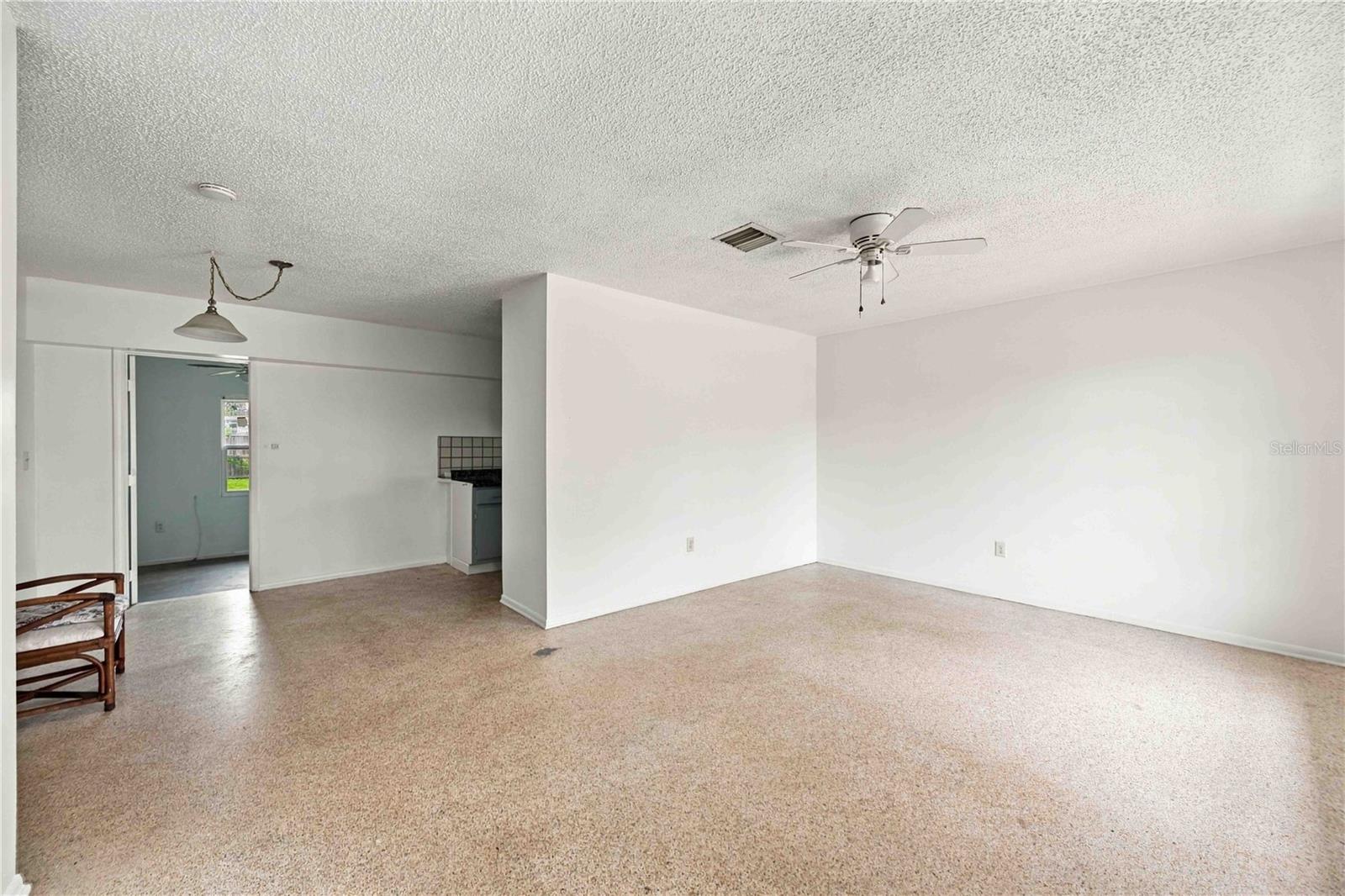 4331 S Biscayne Dr Property Photo 8