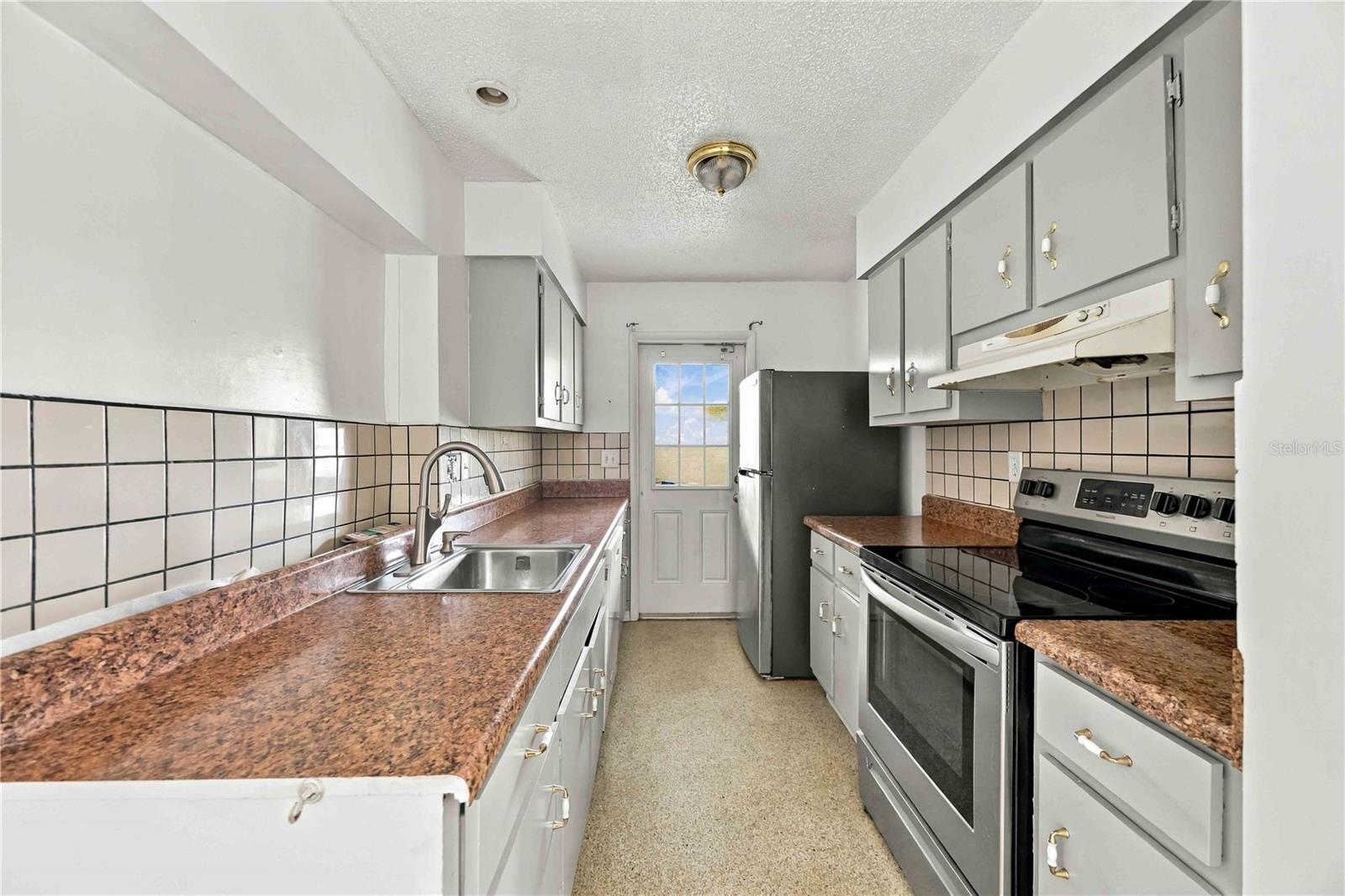 4331 S Biscayne Dr Property Photo 13
