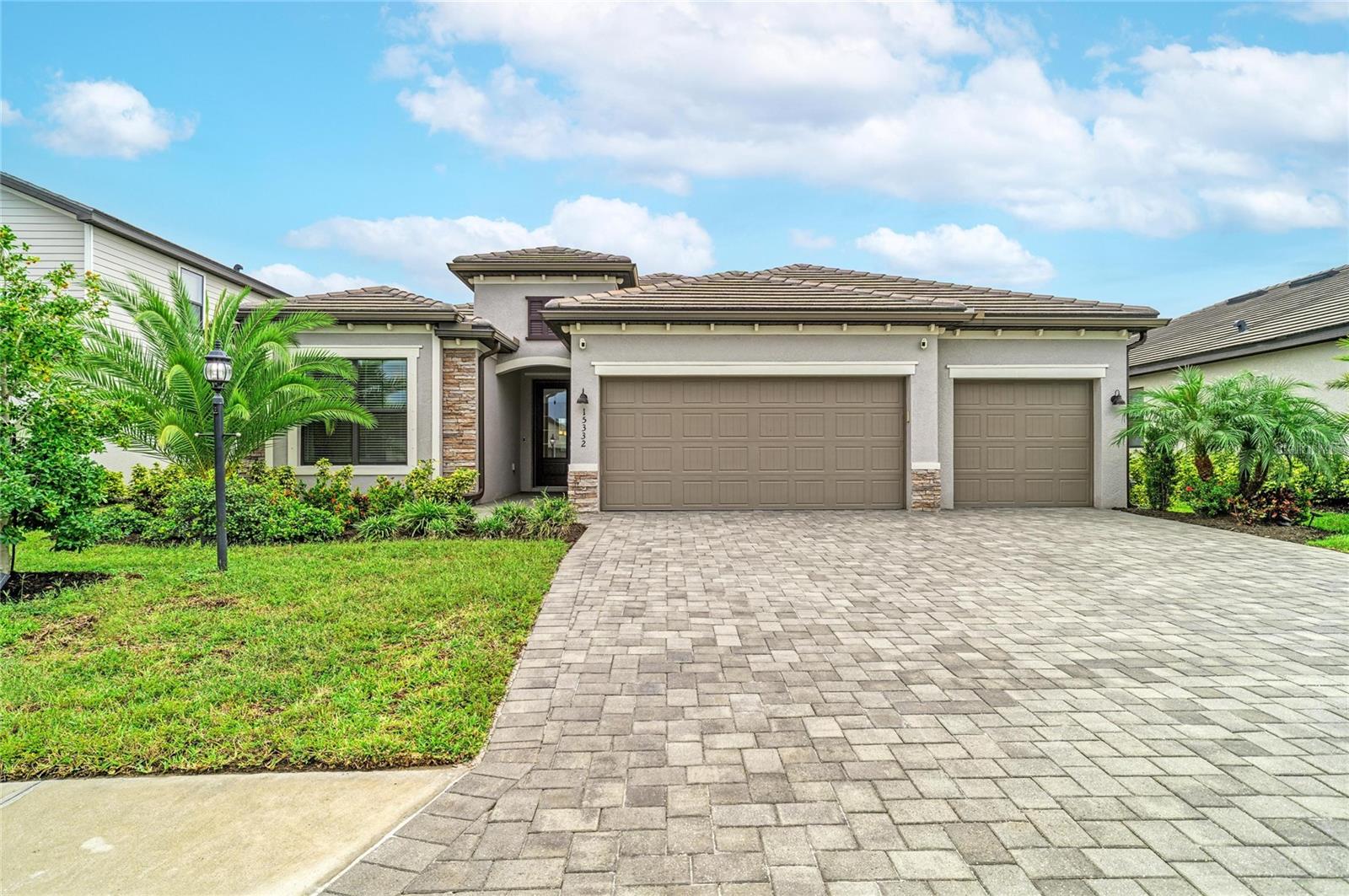15332 Serene Shores Loop Property Photo 7