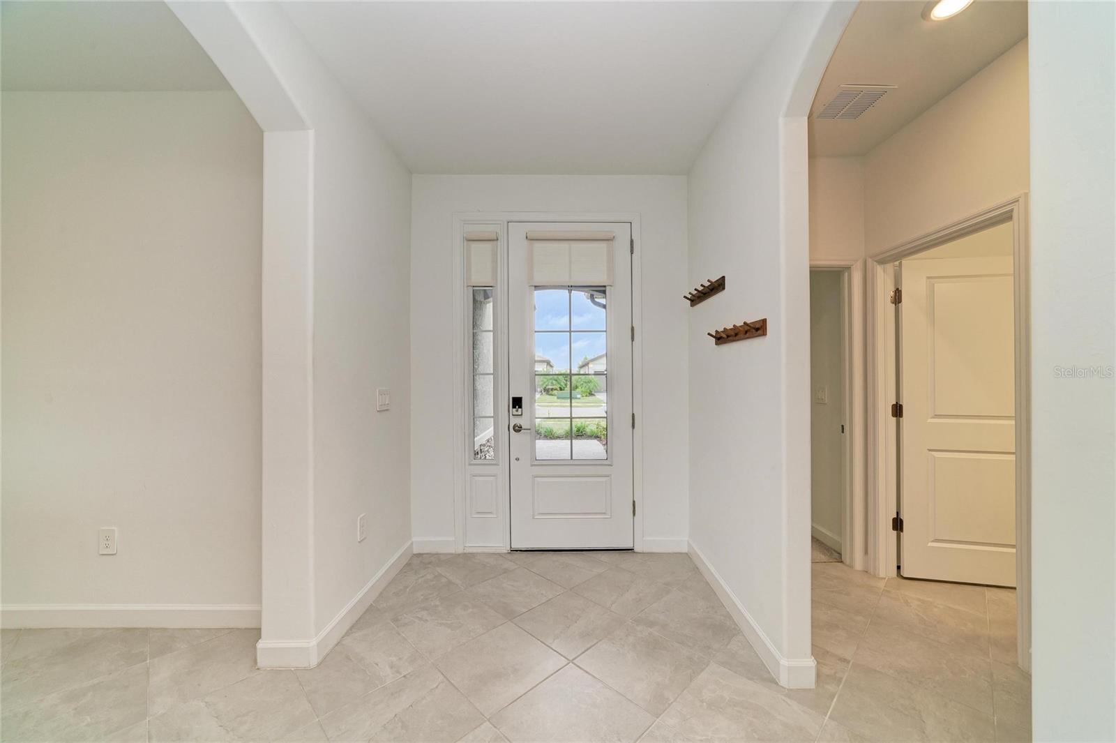 15332 Serene Shores Loop Property Photo 11