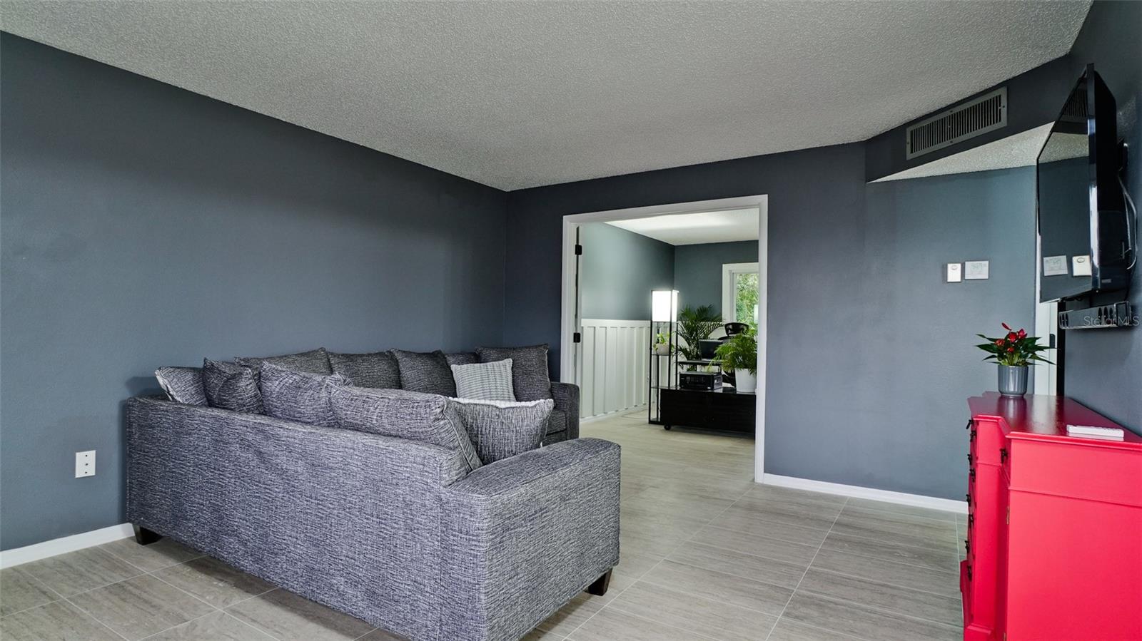 4210 Ironwood Cir #204j Property Photo 6