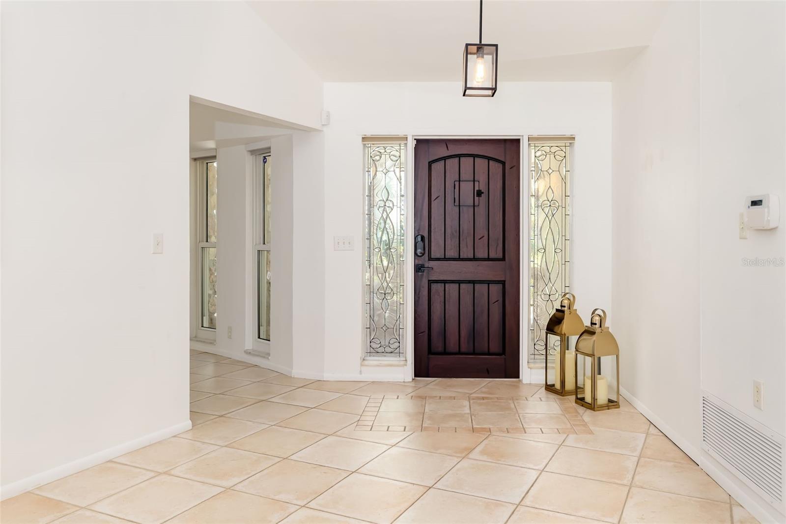 5456 Azure Way Property Photo 6