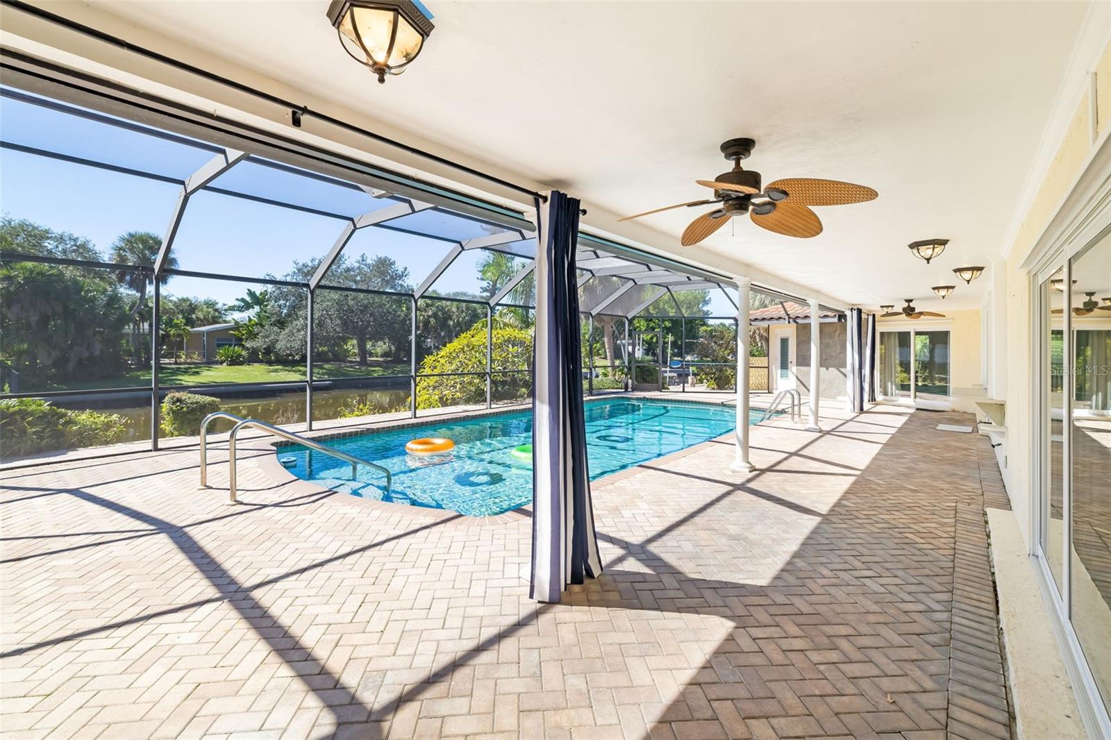 5456 Azure Way Property Photo 18
