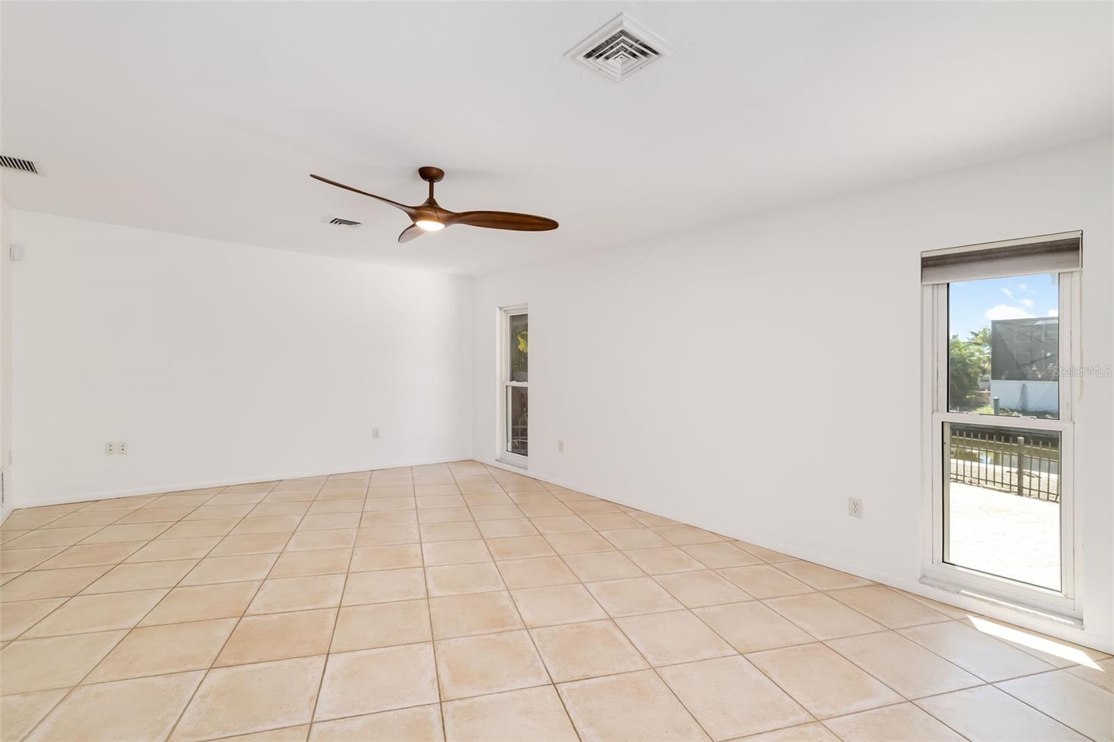 5456 Azure Way Property Photo 22