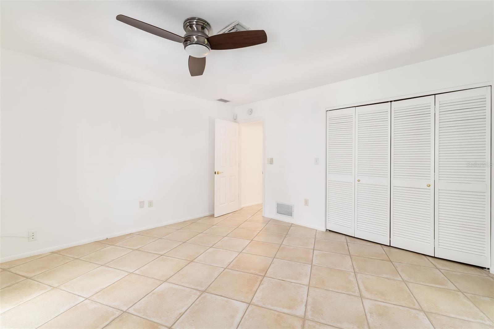5456 Azure Way Property Photo 32