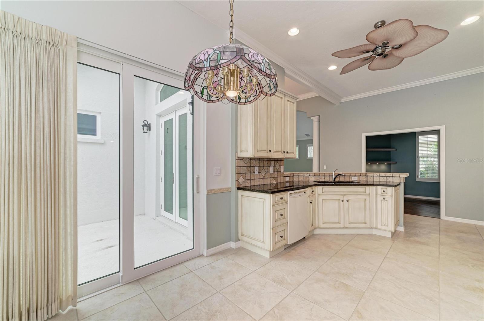 7816 Heritage Classic Ct Property Photo 13
