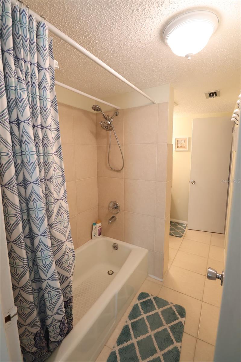 4206 Heron Way #b305 Property Photo 10