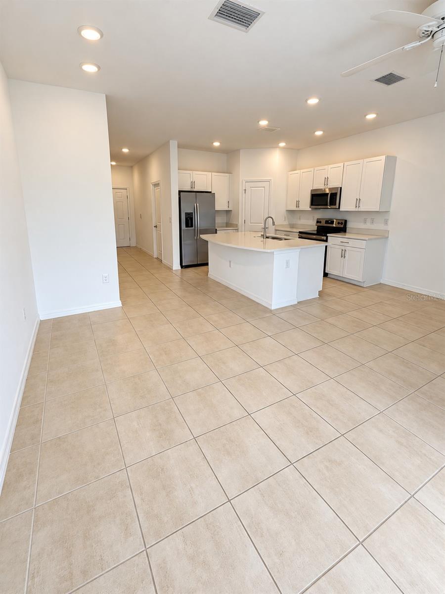 8556 Lunar Skye St Property Photo 16