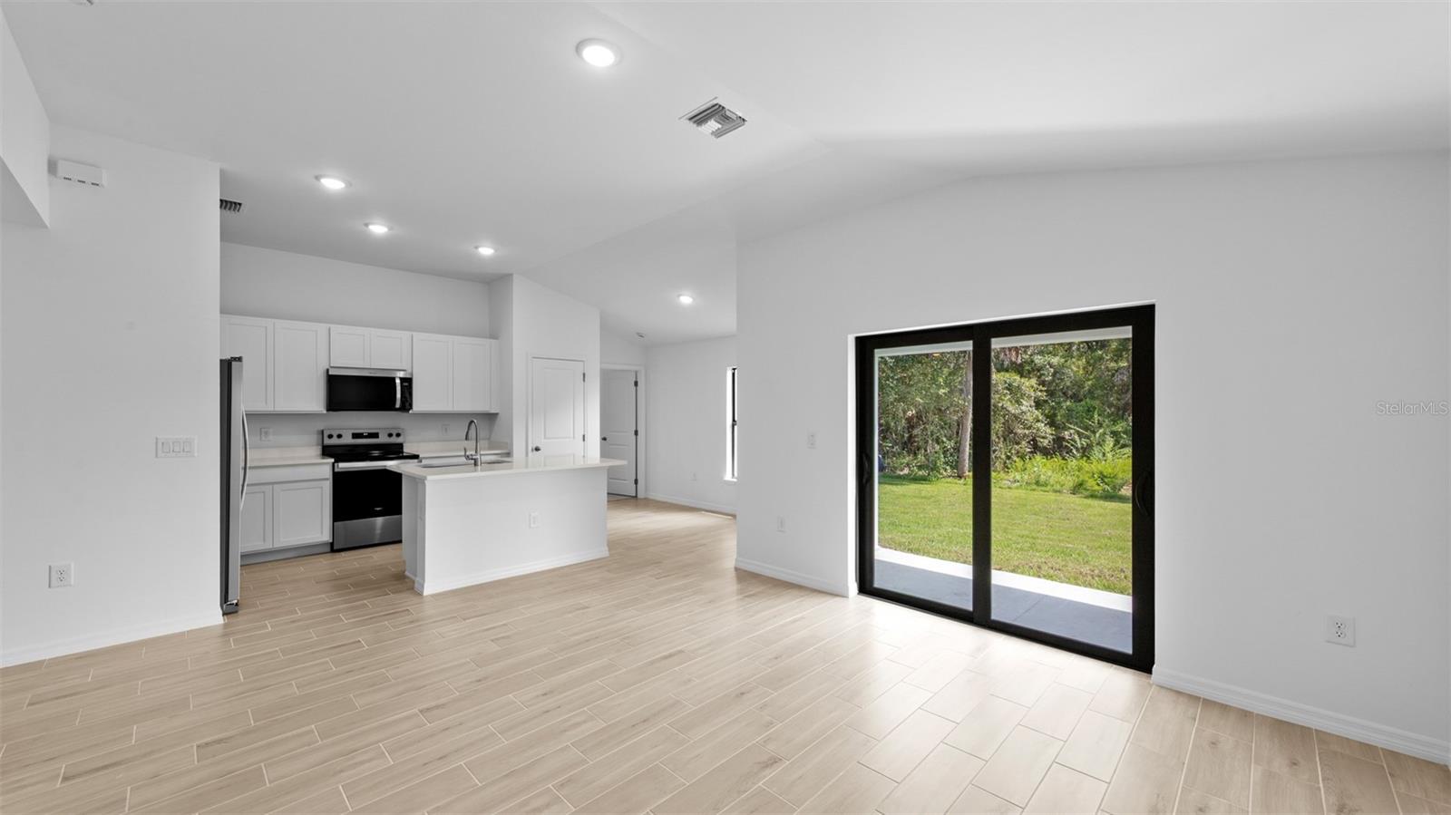 22097 Voltair Ave Property Photo 4
