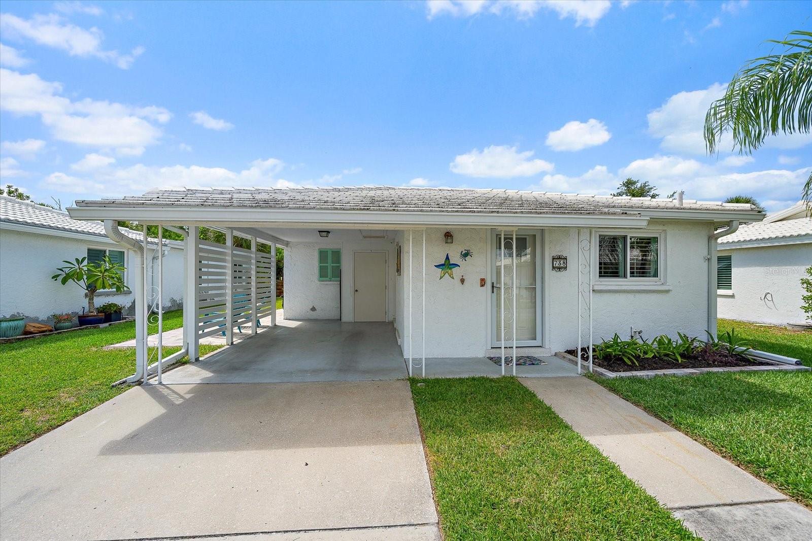 738 SPANISH DR S #98 Property Photo 1