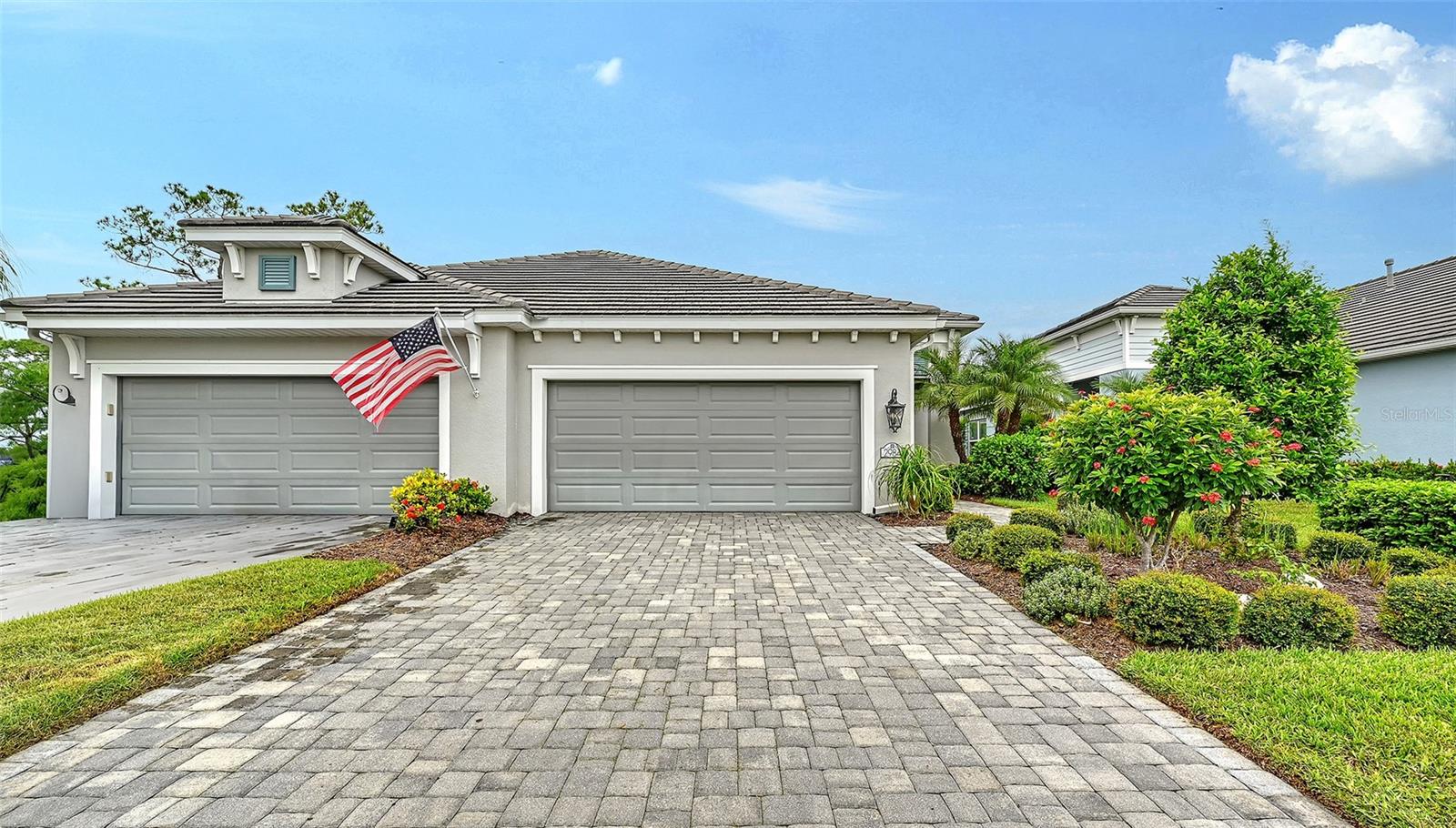 2984 Sky Blue Cv Property Photo 4