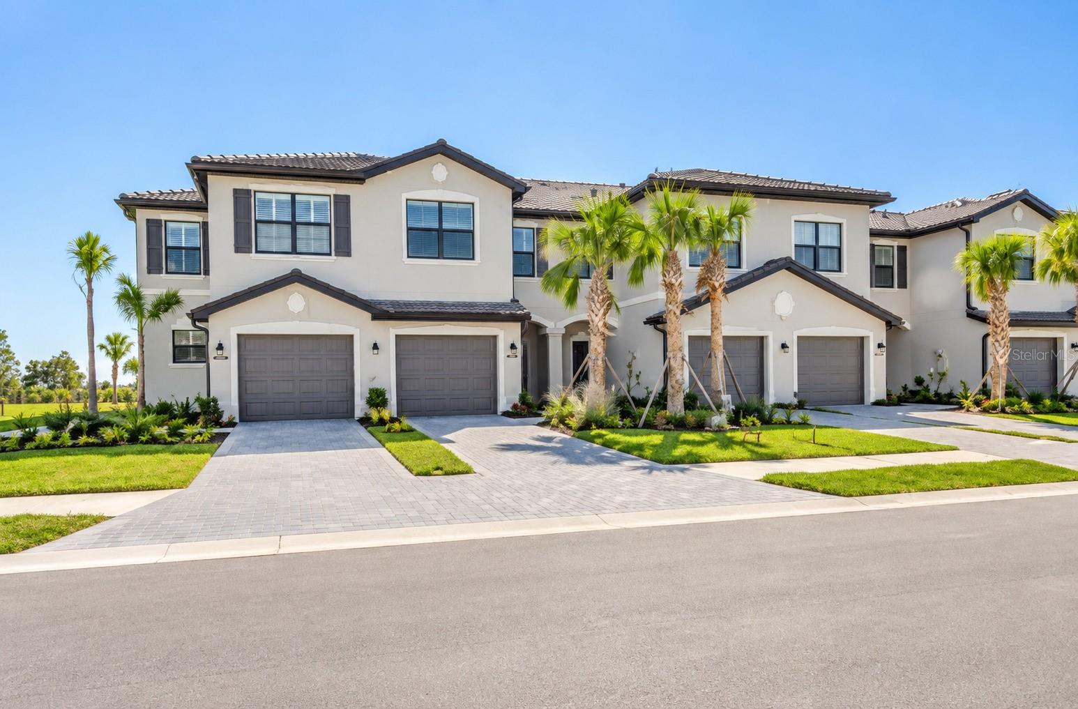 15263 SUNNY DAY DR Property Photo 1