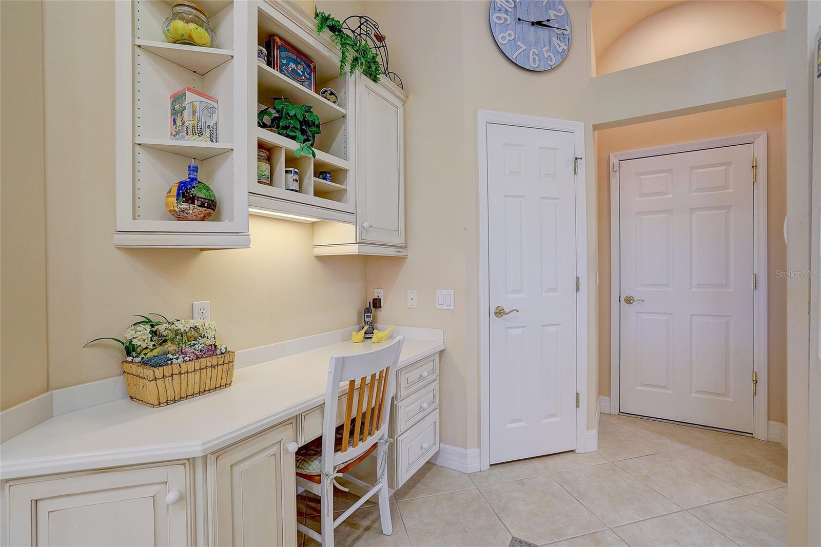 12306 Greenbrier Way Property Photo 11