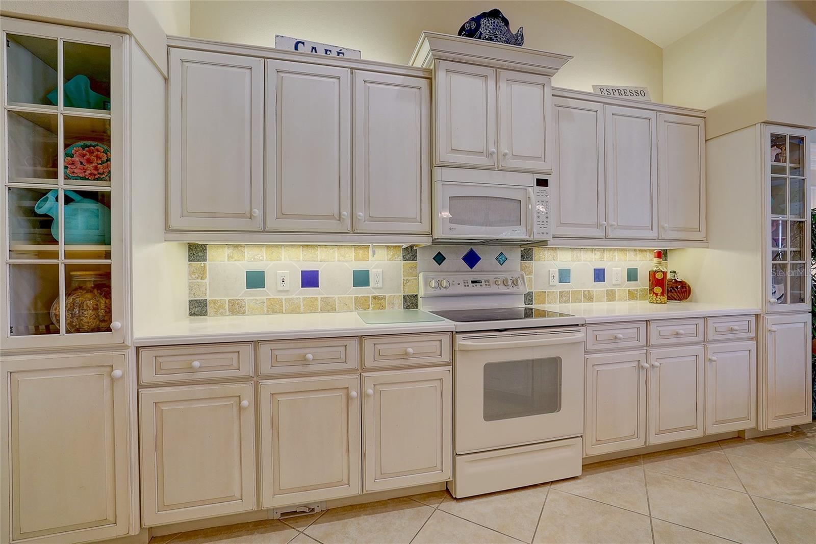 12306 Greenbrier Way Property Photo 14