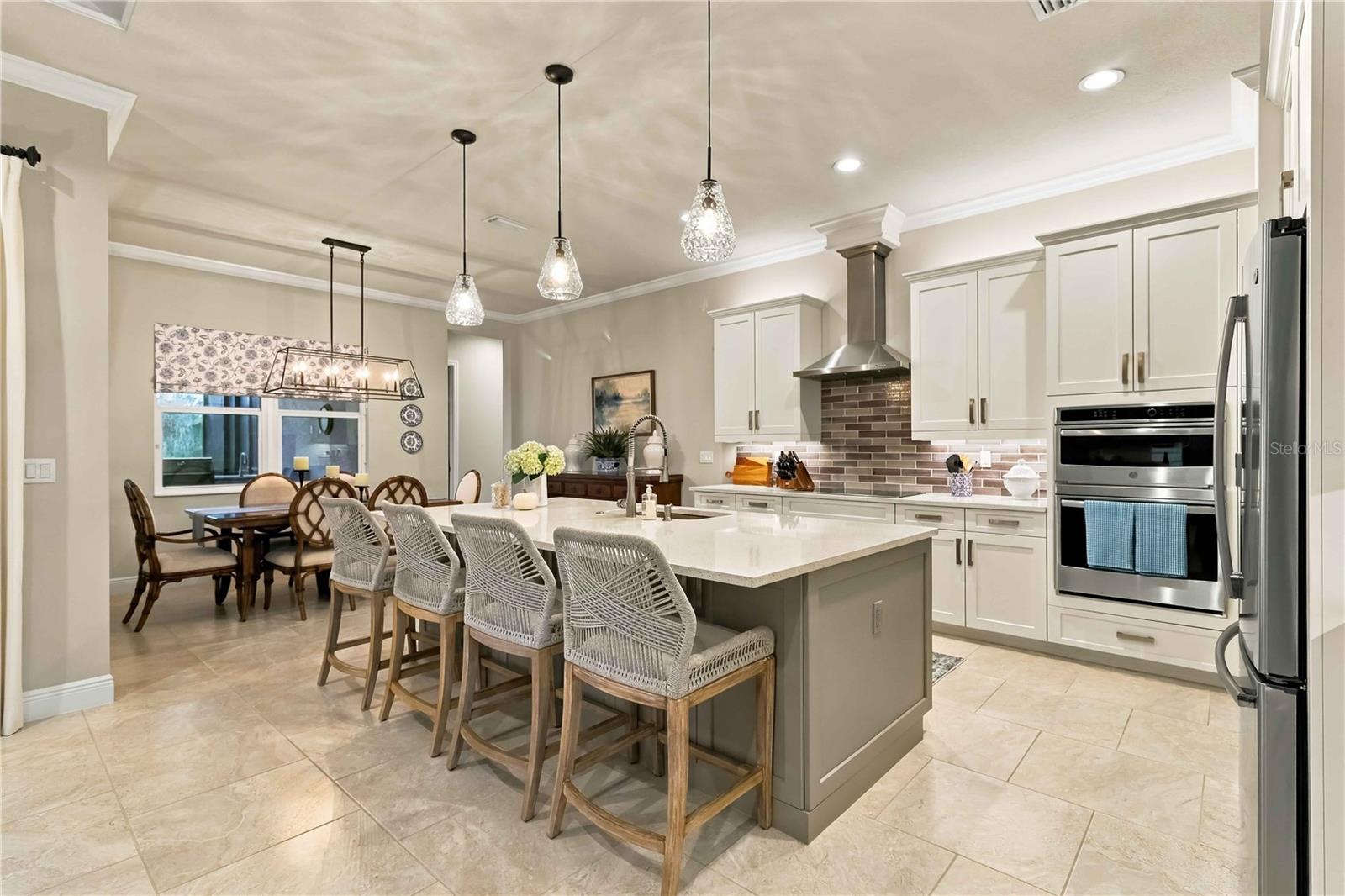 1906 151st Ter E Property Photo 8