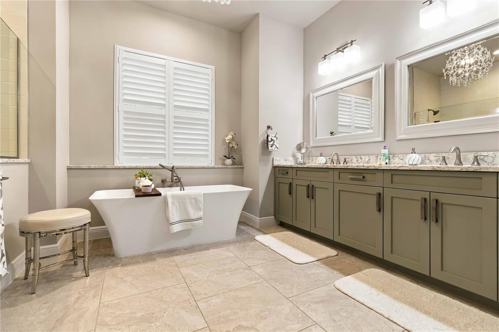 1906 151st Ter E Property Photo 19