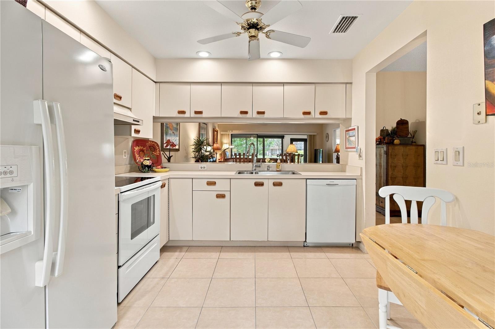 3123 Sandleheath #4 Property Photo 15