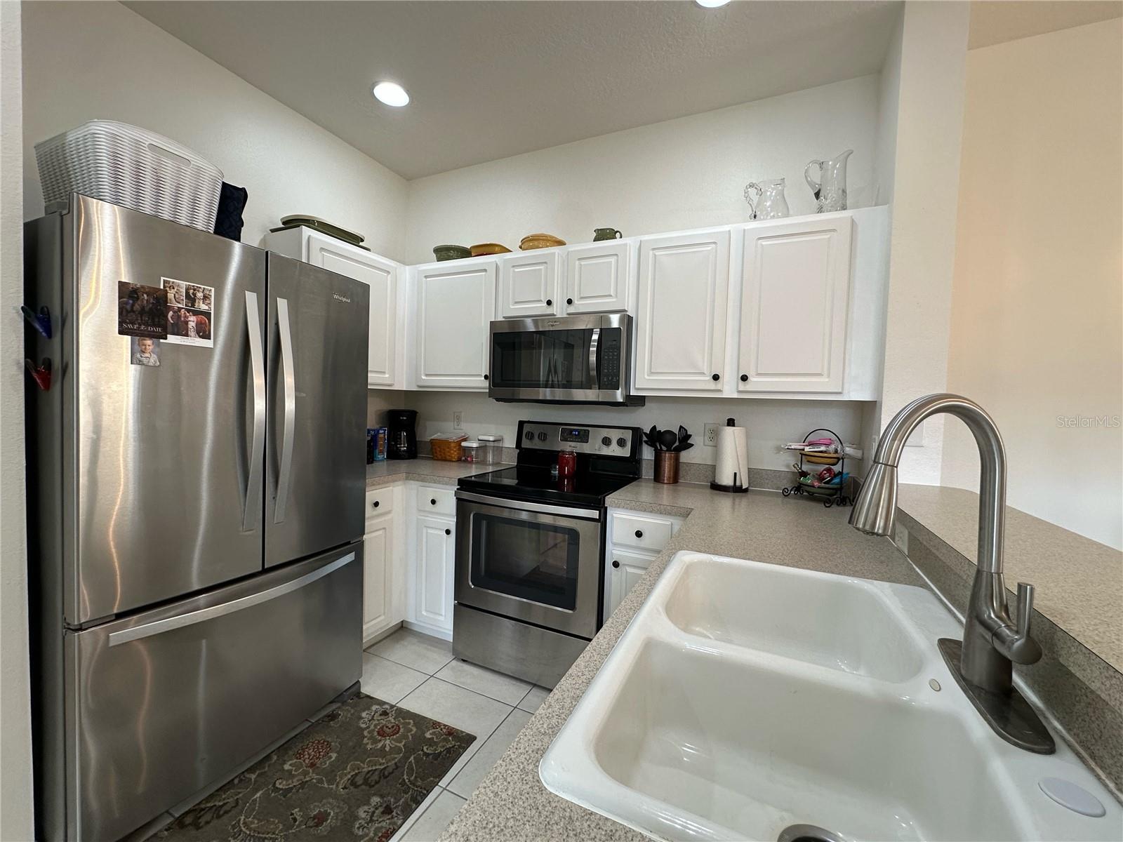3815 Parkridge Cir #2-203 Property Photo 10