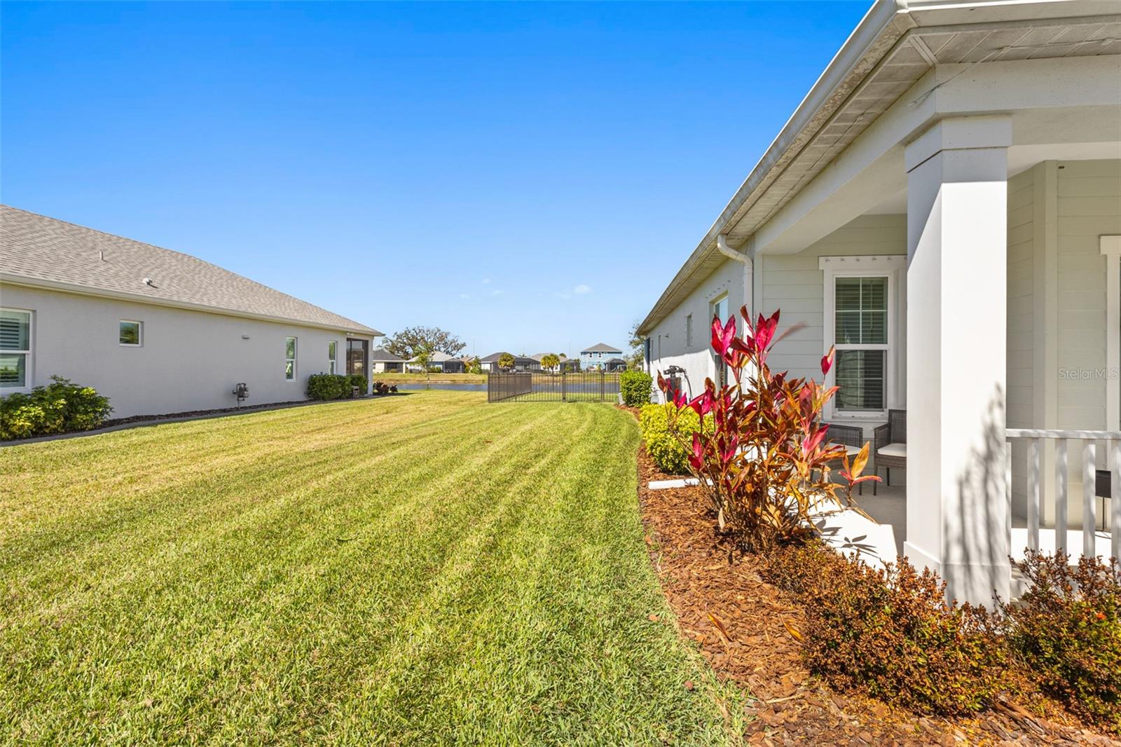 10934 Sand Pine Ln Property Photo 5