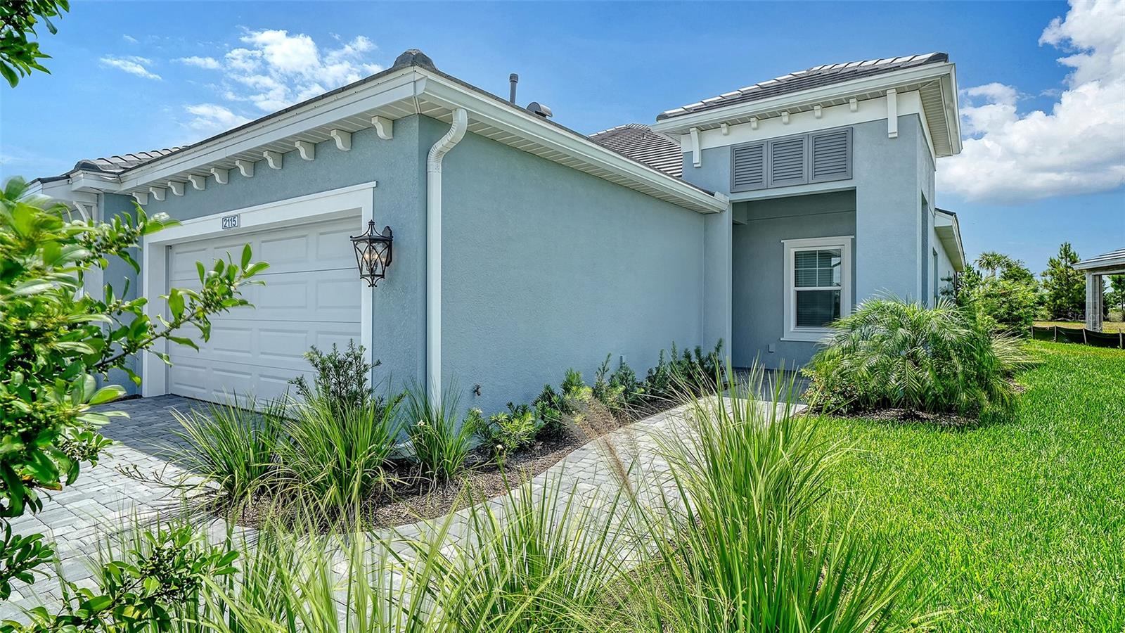2115 Sylvester Palm Ln Property Photo 6