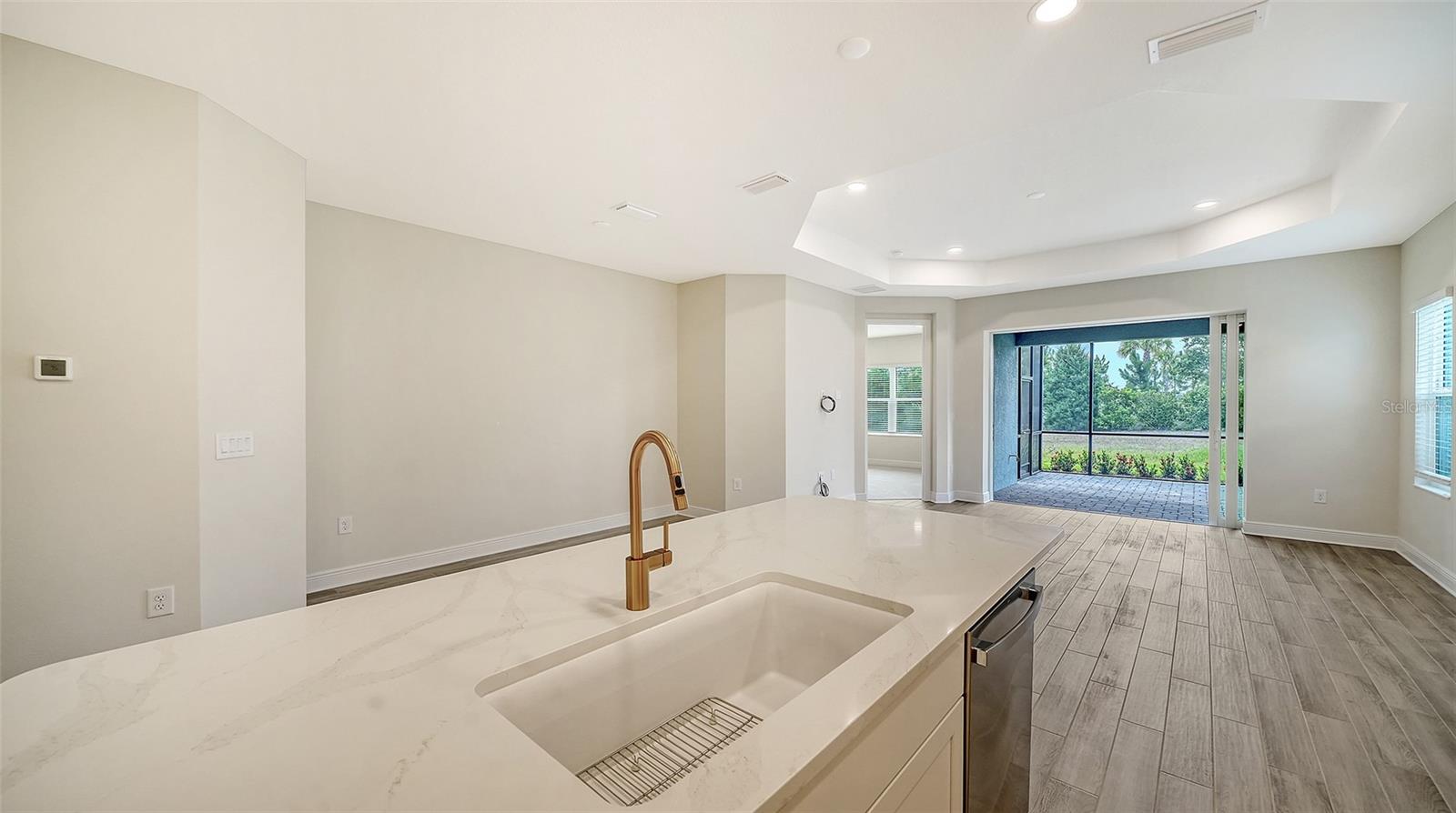 2115 Sylvester Palm Ln Property Photo 18