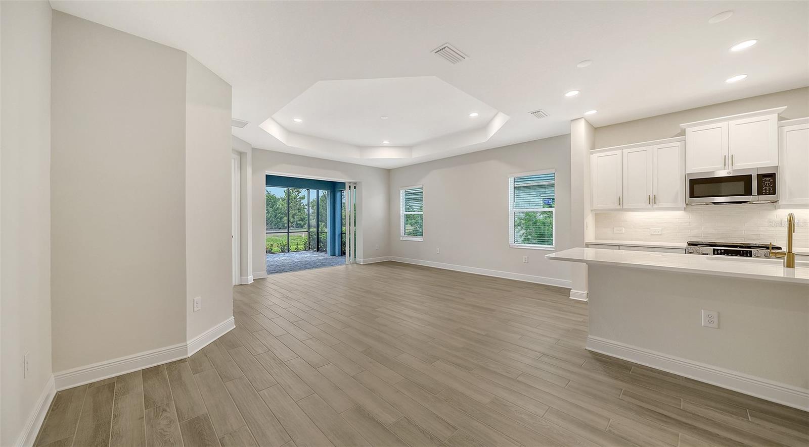 2115 Sylvester Palm Ln Property Photo 19