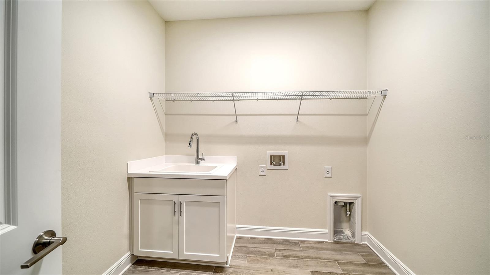 2115 Sylvester Palm Ln Property Photo 30