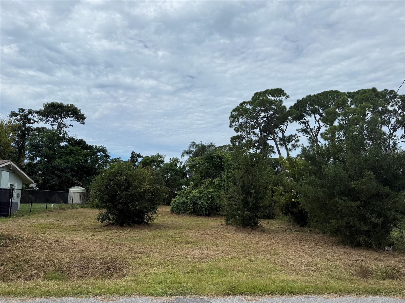 Murdock Ave Property Photo 3