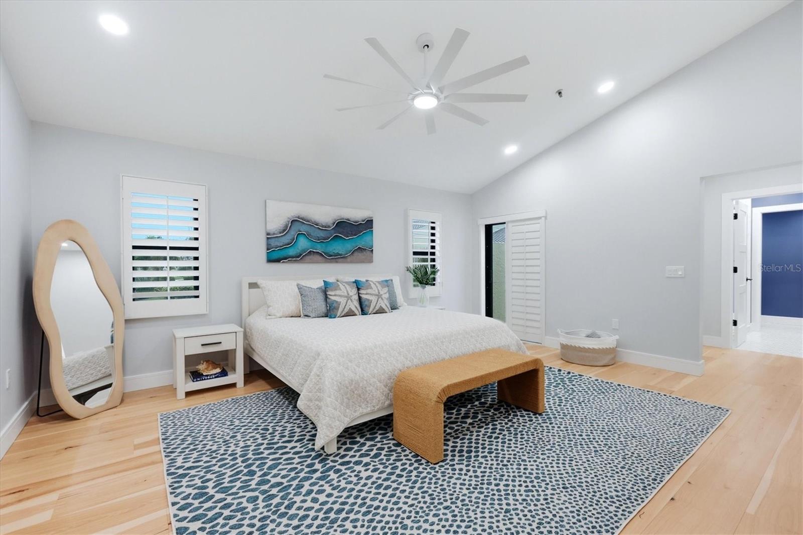 2141 Harbourside Dr #1203 Property Photo 18