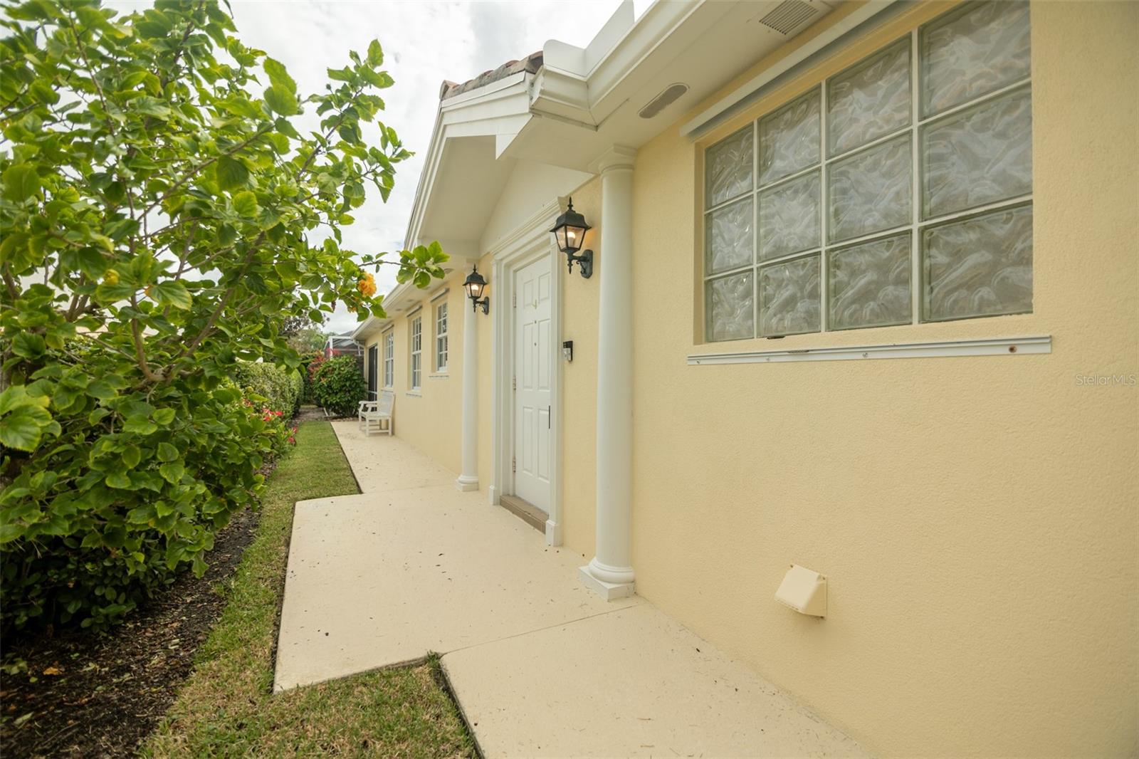 8876 Estepona Ct Property Photo 10