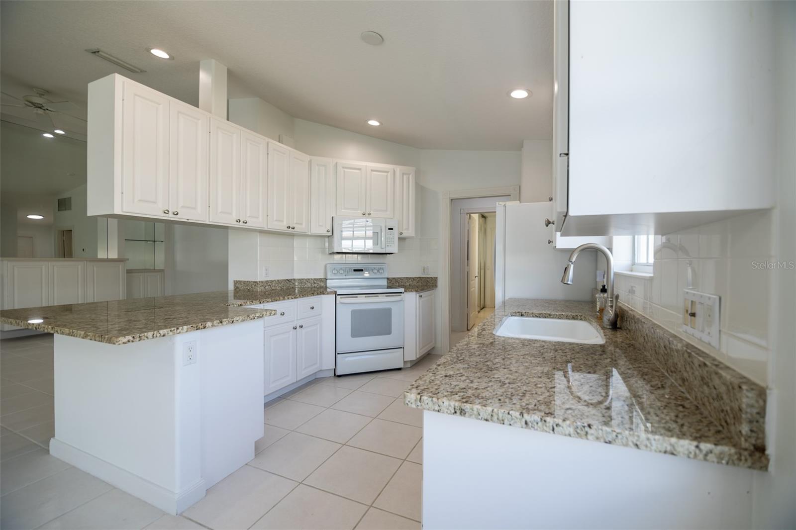 8876 Estepona Ct Property Photo 15