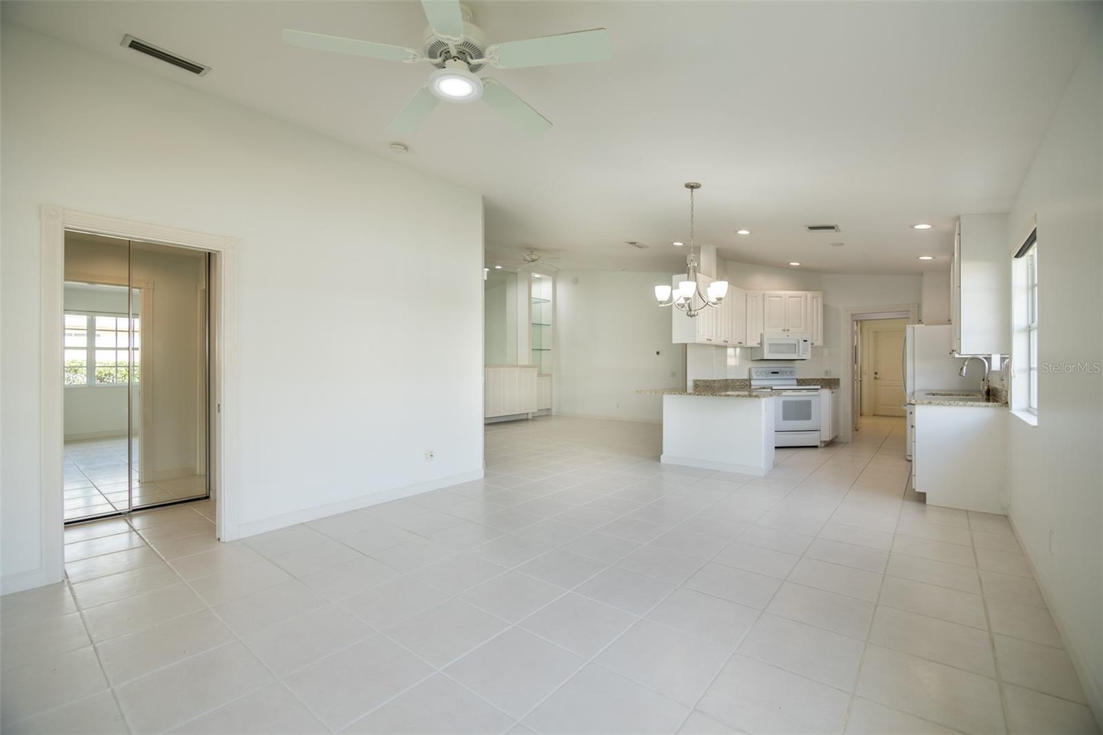 8876 Estepona Ct Property Photo 27