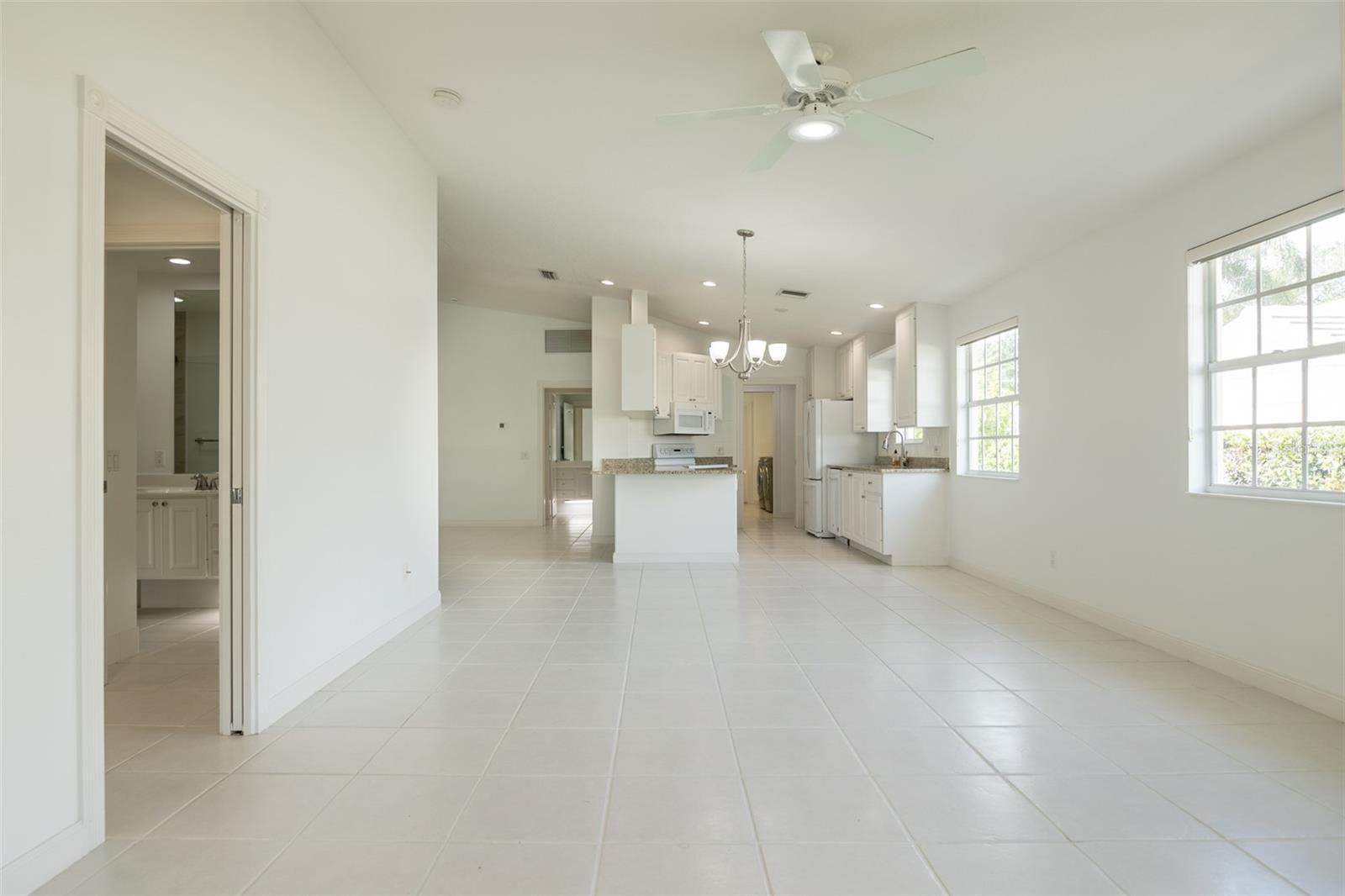8876 Estepona Ct Property Photo 28
