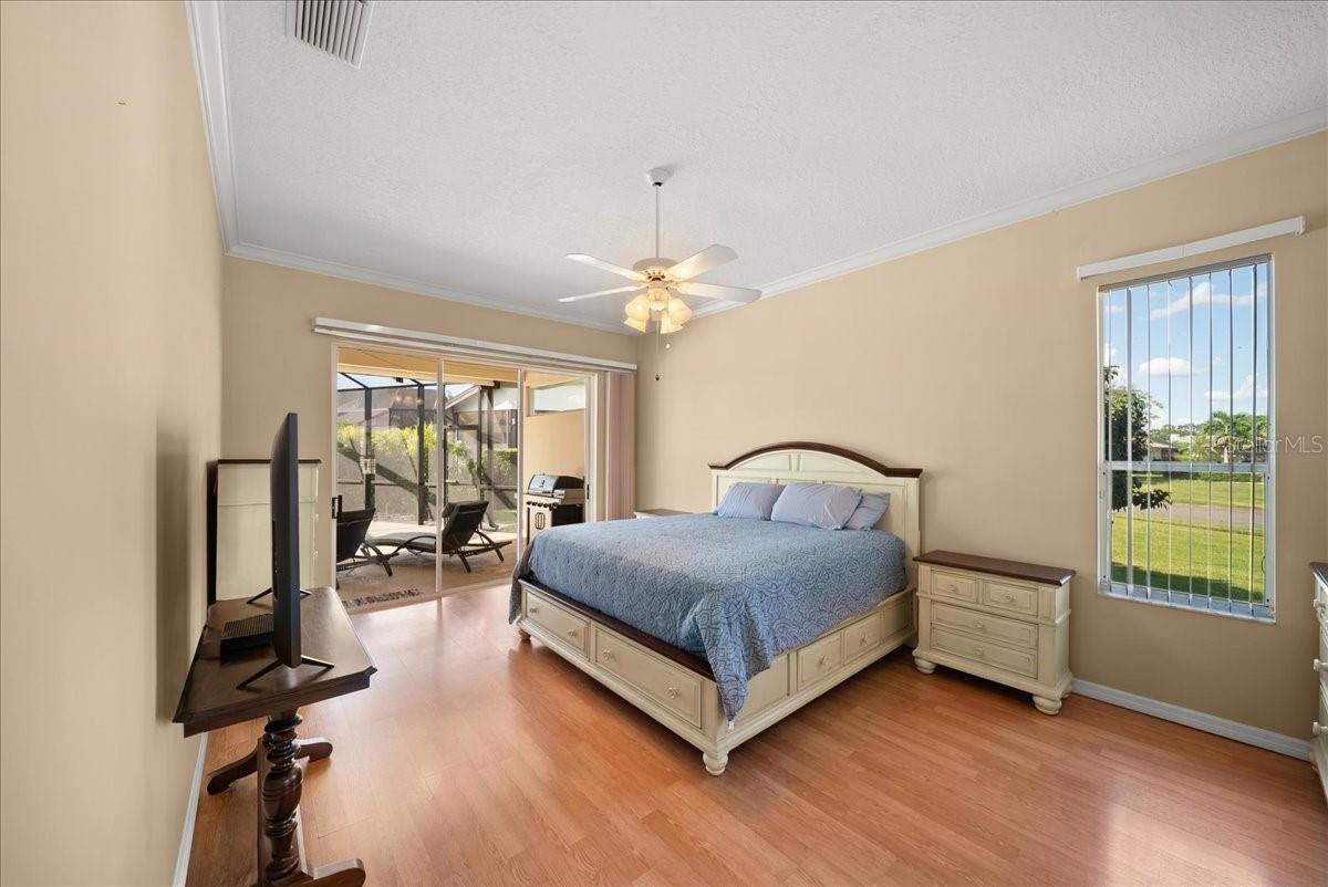 4321 Presidential Avenue Cir E Property Photo 17