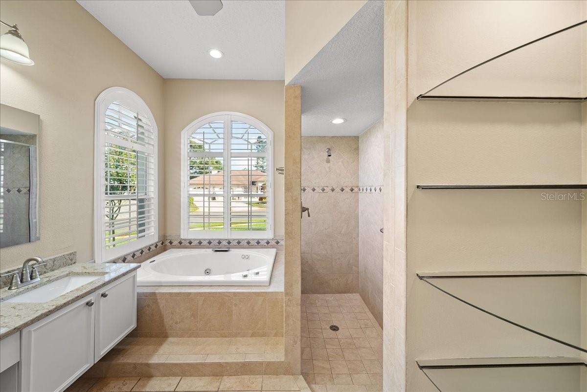 4321 Presidential Avenue Cir E Property Photo 21