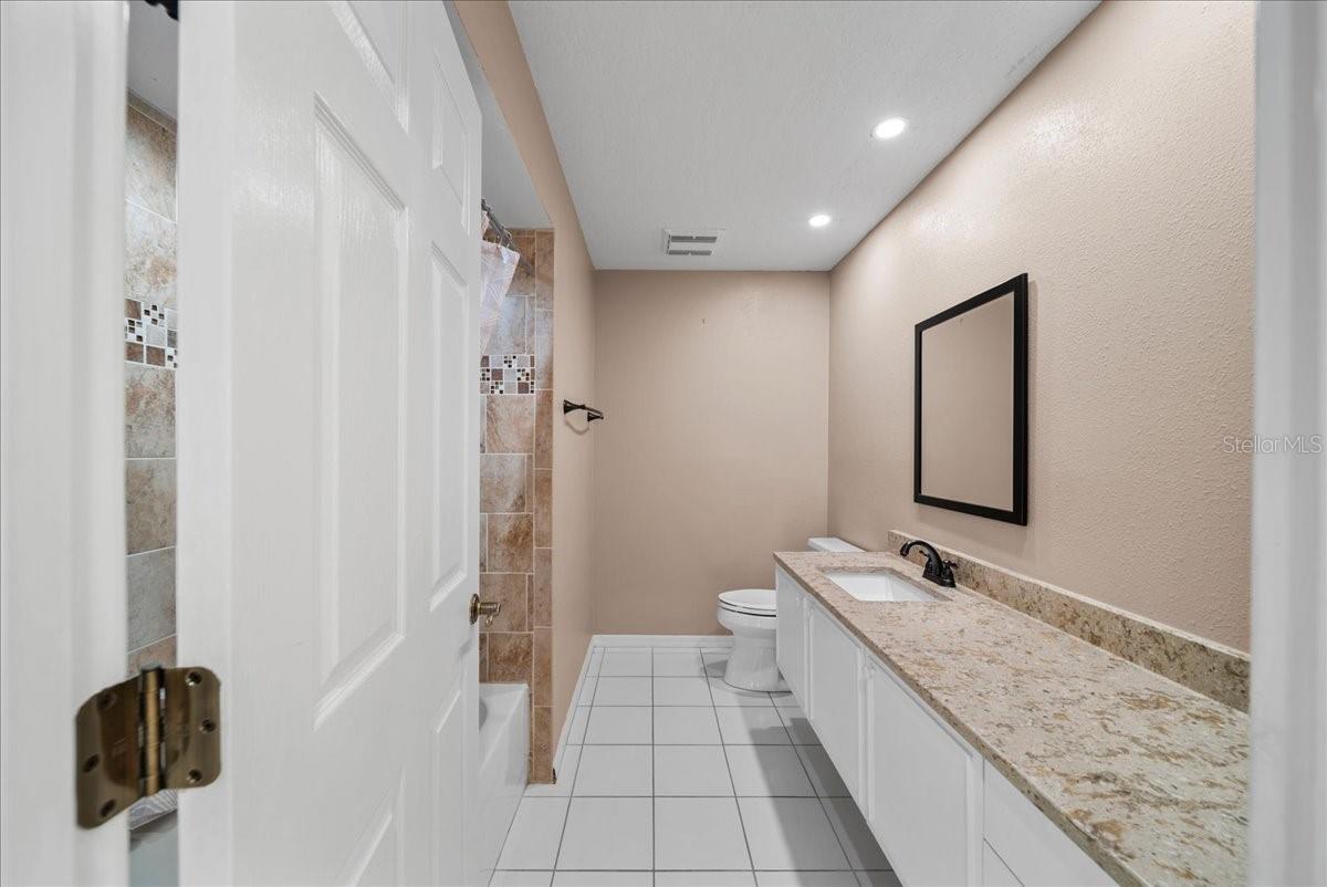 4321 Presidential Avenue Cir E Property Photo 27