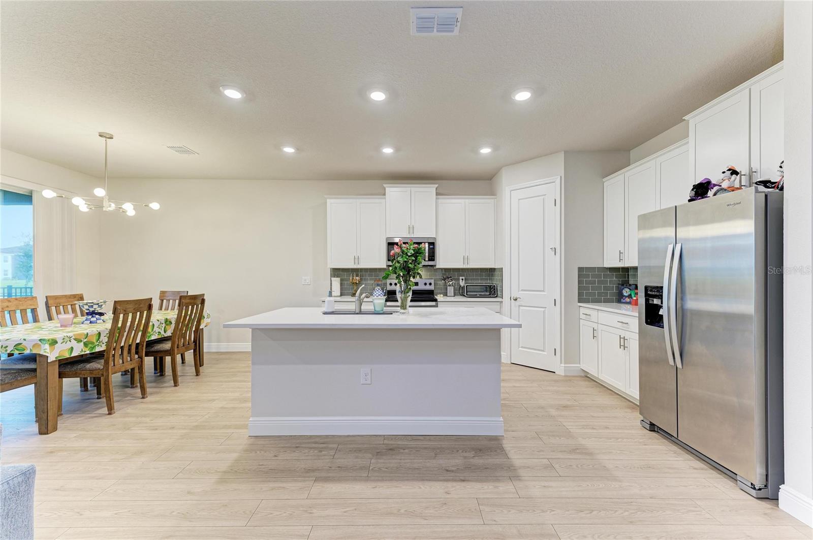 18211 Thistleberry Pl Property Photo 11