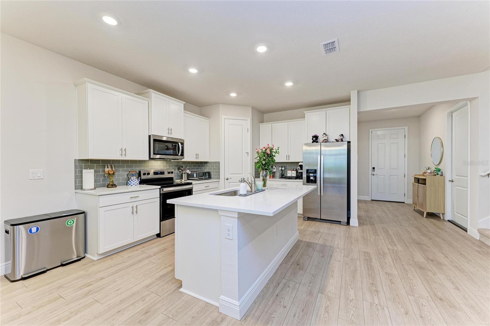 18211 Thistleberry Pl Property Photo 12