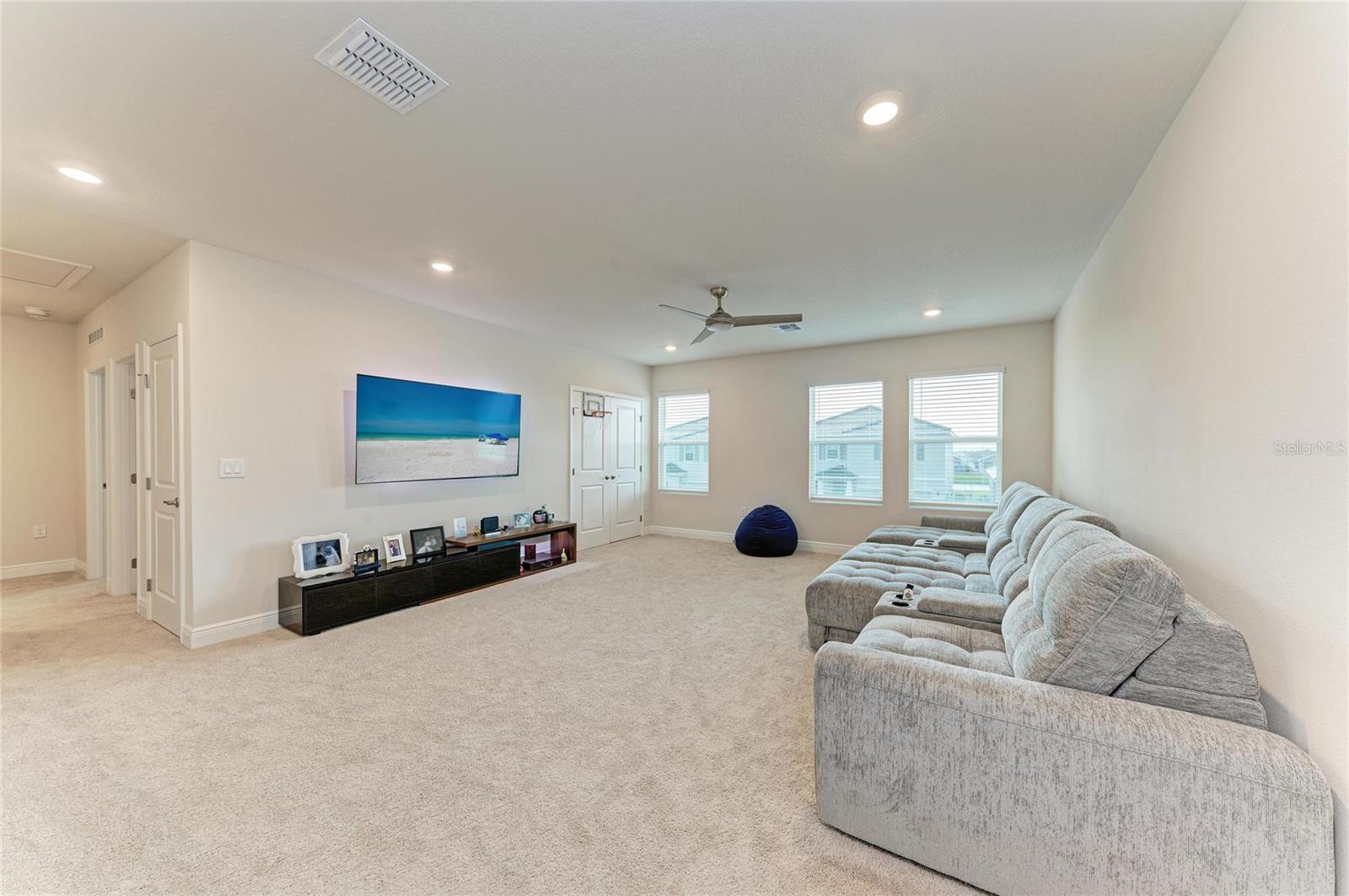18211 Thistleberry Pl Property Photo 29