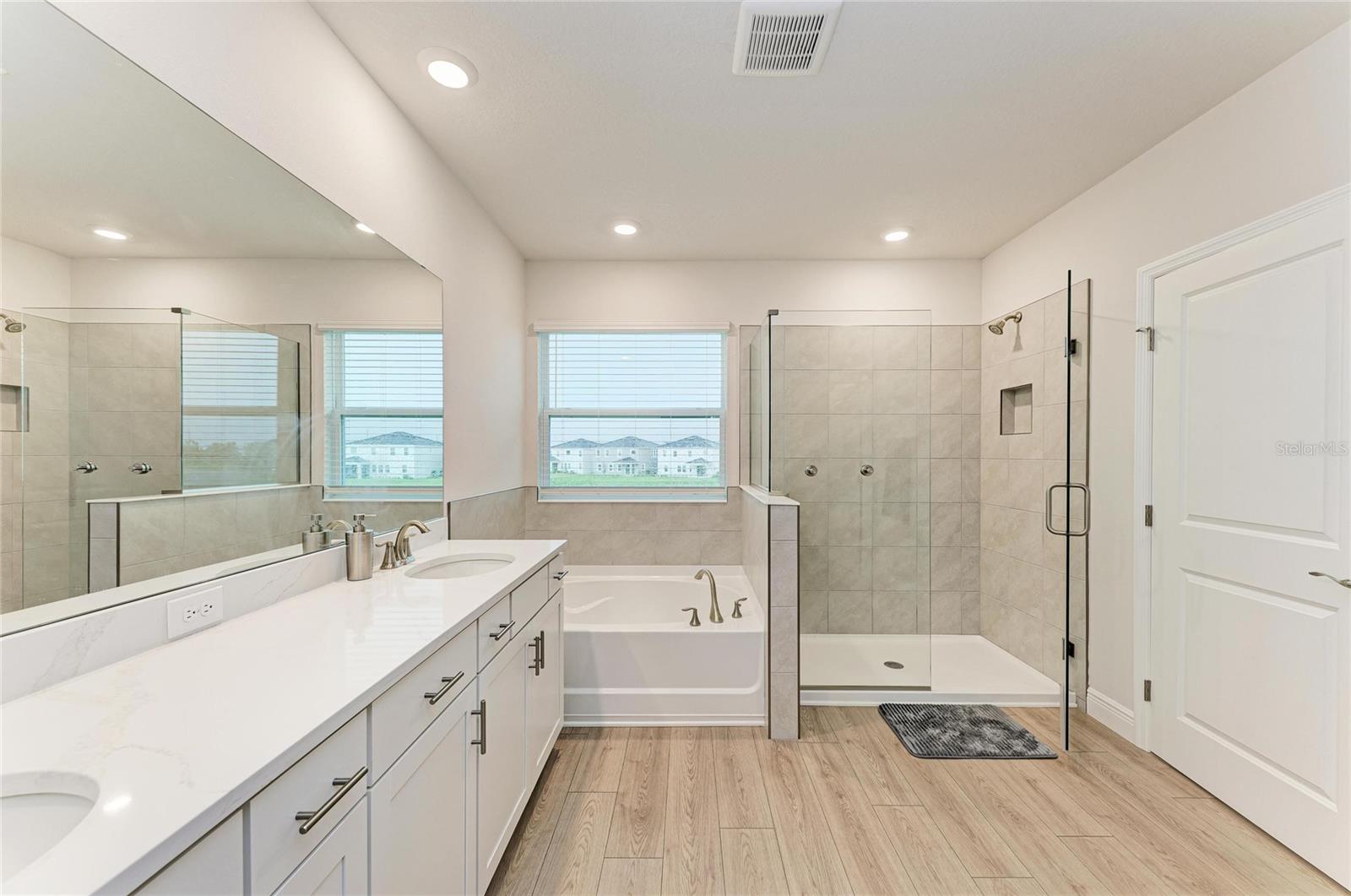 18211 Thistleberry Pl Property Photo 40